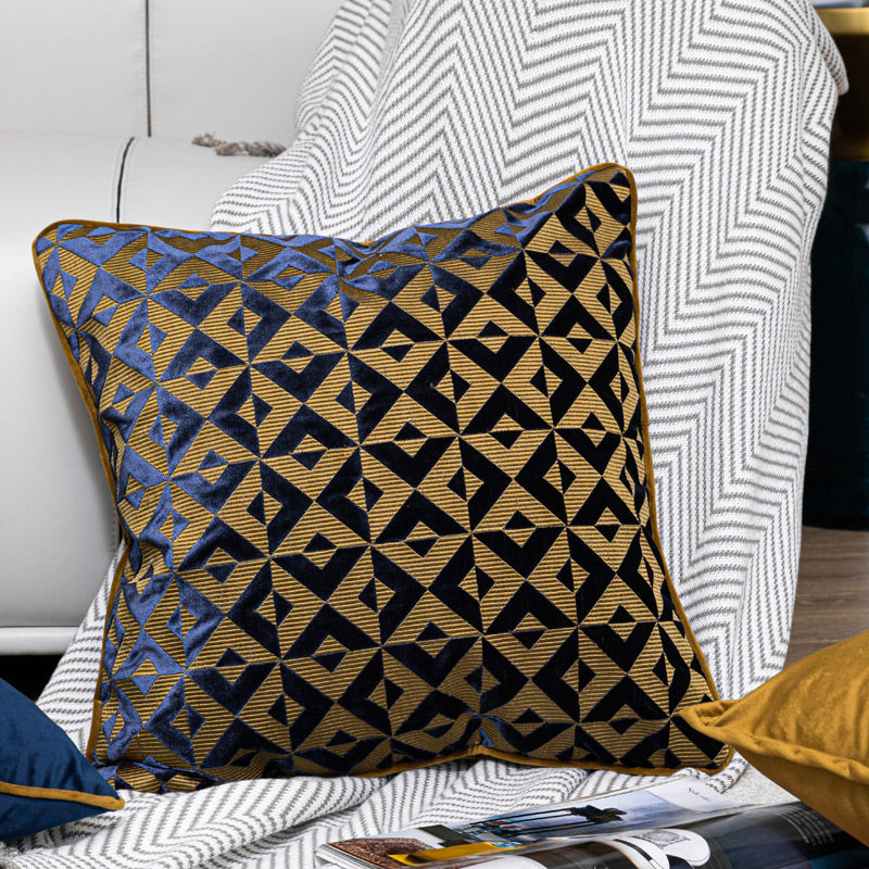 Geo Jacquard Flannel Cushion